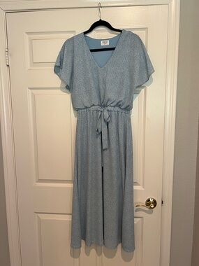 Sienna Sky | Dresses | Sienna Sky Green Floral Midi Dress | Poshmark